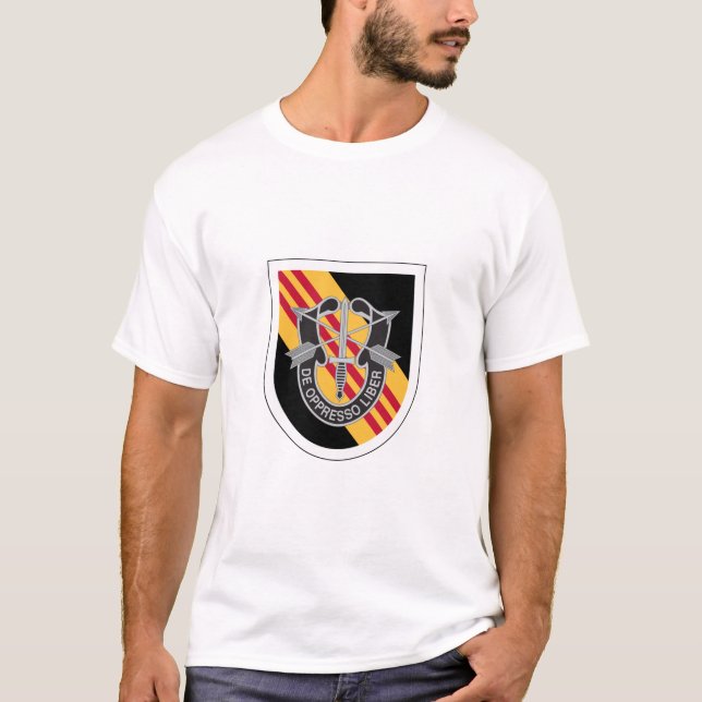 5:e gruppen Speciellare styrkor (5:e SFG) T Shirt (Framsida)