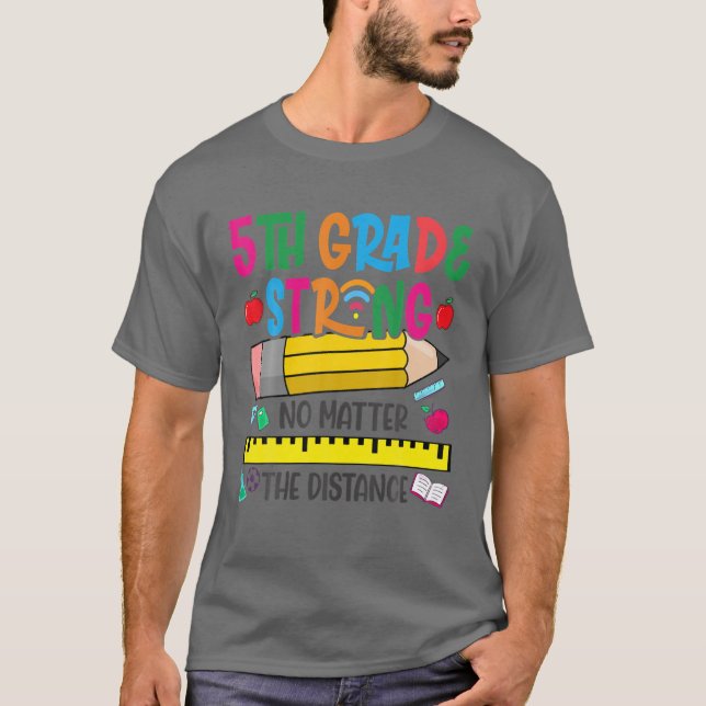 5:e Klass är starkt, oavsett om det Avstånd T Shirt (Framsida)