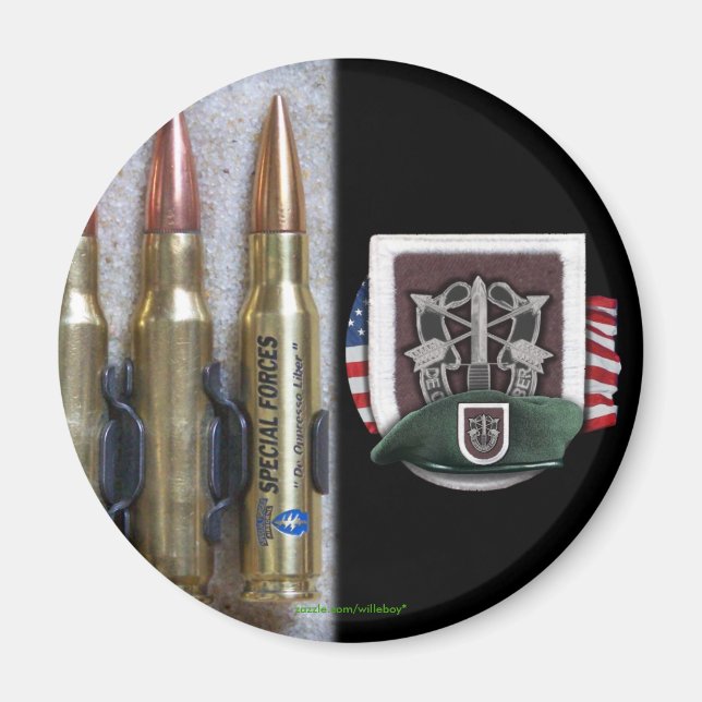 5:e speciella krafterna grupperar flash vapensköld magnet (Framsidan)