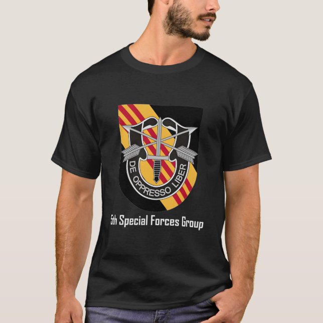 5:e Vapenskölden för Speciella krafter 5:e Sfg Ber T Shirt (Framsida)