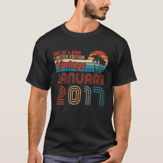 5:e Vintagen sedan 2017 januari ger upphov till fö T Shirt