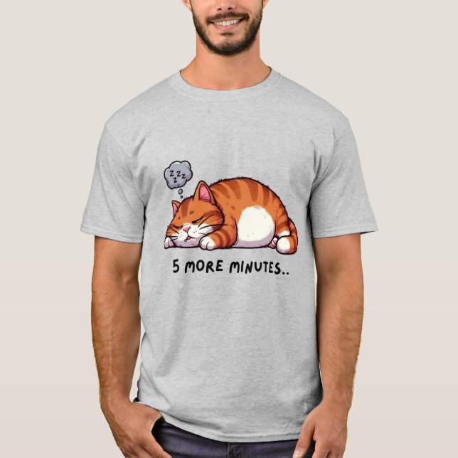 5 Minuter Till Sömnig Orange Tabbymaskad Katt T Shirt (Framsida)