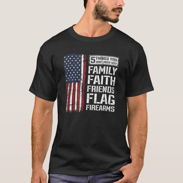 5 Sak är inte  med, Familjefäder FLA T Shirt (Framsida)