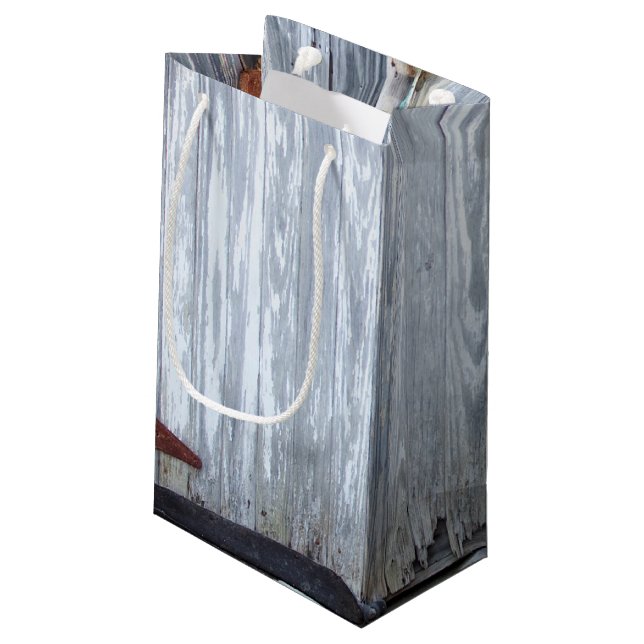 5lx3wx8,5h Small Gift Bag White Tvätta Wood Barn D (Baksidan Vinklad)