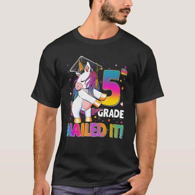 5th Grade Funny Unicorn Graduate Happy Last Day Of T Shirt (Framsida)