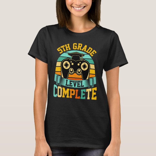 5th Grade Level Complete  Video Gaming Gamer Gradu T Shirt (Framsida)
