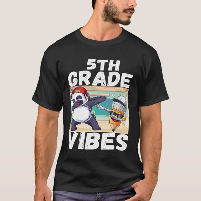 5th Grade Vibes Dabbing Panda Back to School Kids  T Shirt (Framsida)