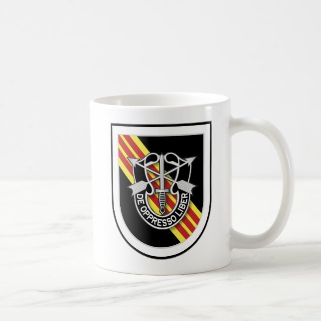 5th SFG-A 3 VN Kaffemugg (Höger)