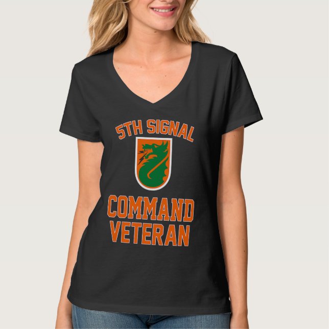 5th Signal Command Veteran Military Father Day Chr T Shirt (Framsida)