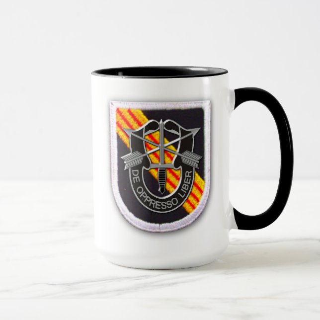 5th speciella vietnam för styrkagruppveteran vets mugg (Höger)