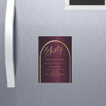60-årsdag, lyx för burgundy-skript i guld magnetisk inbjudningskort<br><div class="desc">En elegant magnetisk 60-årsinbjudan. En burgig bakgrund med en gyllene båge på framsidan.</div>