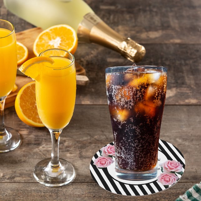 60-årsdag svart vit rand rosa blommigt underlägg papper rund (Skapare uppladdad)