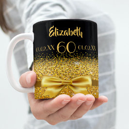 60-årsdagen guld bog svart namn kaffemugg