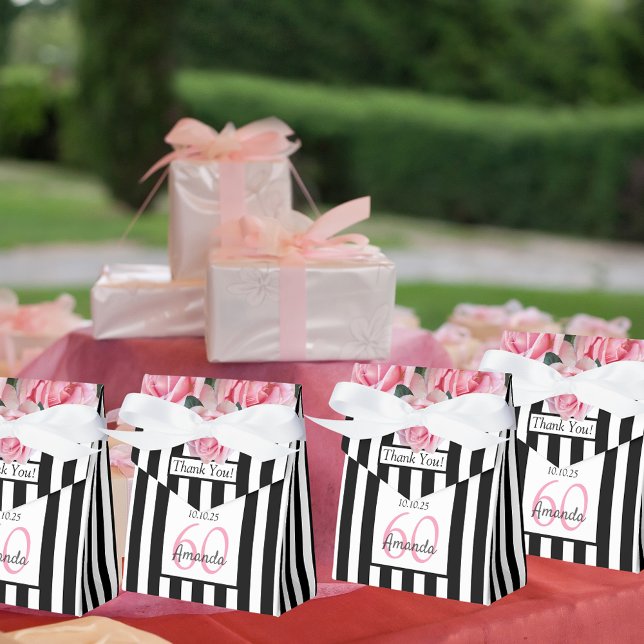 60-årsdagen rosa ros på svartvit rand presentaskar (Skapare uppladdad)