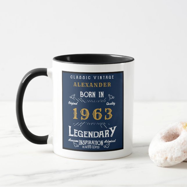 60:e födelsedag Born 1963 Retro Legend Blue Guld Mugg (Med munk)