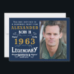 60:e födelsedagen 1963: Legend Retro Blue Guld Inbjudningar<br><div class="desc">För dem som firar sin födelsedag har vi det idealiska födelsedagsfest inbjudan med en vintage känsla. Den blå bakgrunden med en vit och guld vintage-typografi är enkel och ändå elegant med ett reflexmärke. Anpassa enkelt texten för den här födelsedagspresenten med hjälp av den mall som tillhandahålls. Sök i butiken efter...</div>