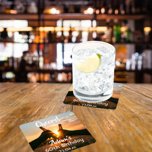 60:e födelsedagsfesten för killarna bjuder öl underlägg papper kvadrat