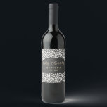 60:e födelsedagsfesten leopard vinflaska etikett<br><div class="desc">Leopard skriver sextio och sassi 60:e födelsedagsfestens dekanter tack. En del av en roligt om insamling av trender för djurtryck.</div>