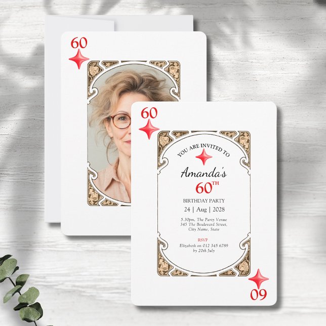 60:e födelsedagsinbjudan till uppspelningskort för inbjudningar (60th birthday party invitations with an art deco playing card design on a grey wood background)