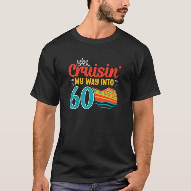 60Th Birthday Cruise Sailing Captain Sixty Year Ol T Shirt (Framsida)
