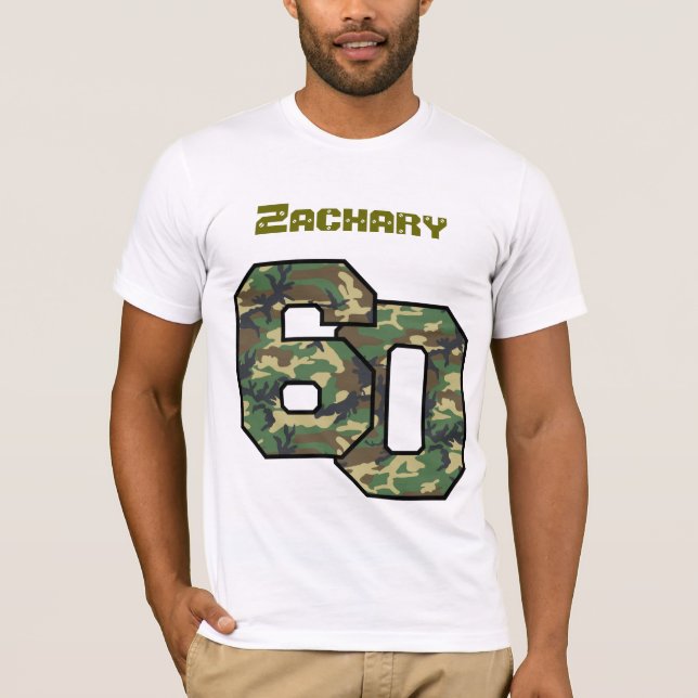 60th Födelsedag Camo ett årsanpassningsbarnamn Tee Shirt (Framsida)