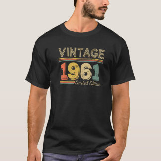61 ÅRS ÅLDER 1961 61:e födelsedagen T Shirt