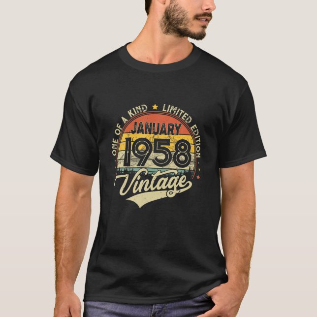 64 år gammal retro född i januari t shirt (Framsida)