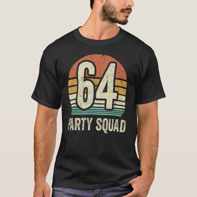 64 Födelsedag 64 Party Crew Squad 64 Bday Group Bi T Shirt (Framsida)