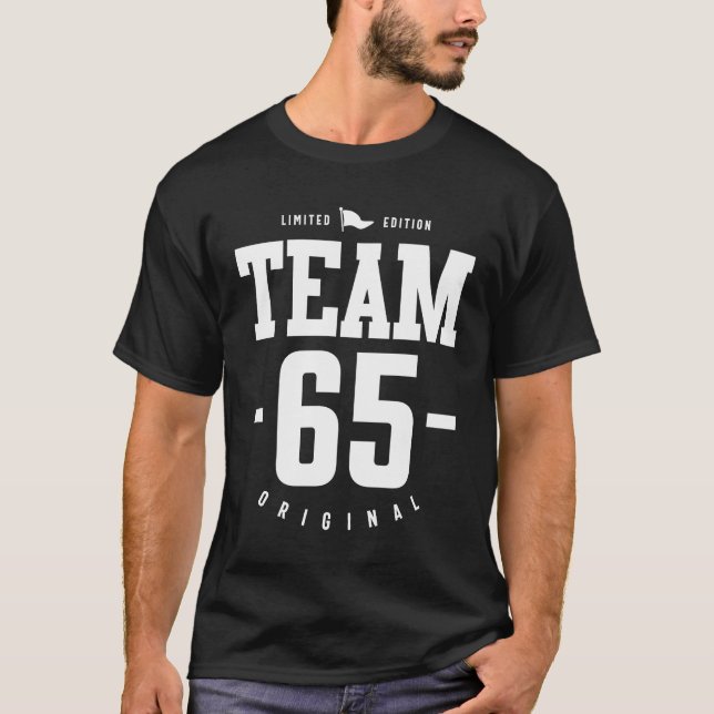 65 Ålder - 65e Birthday Funny Gift T Shirt (Framsida)