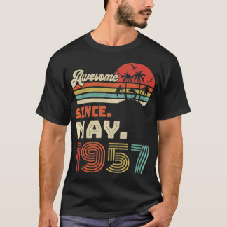65 år gammal Fantastisk sedan maj 1957 65e födelse T Shirt