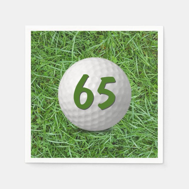 65e Birthday Golf Boll på gräs Pappersservett (Framsidan)
