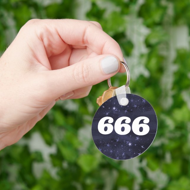 666 Angel Nummer Stars Högre självjustering Nyckelring (Hand)