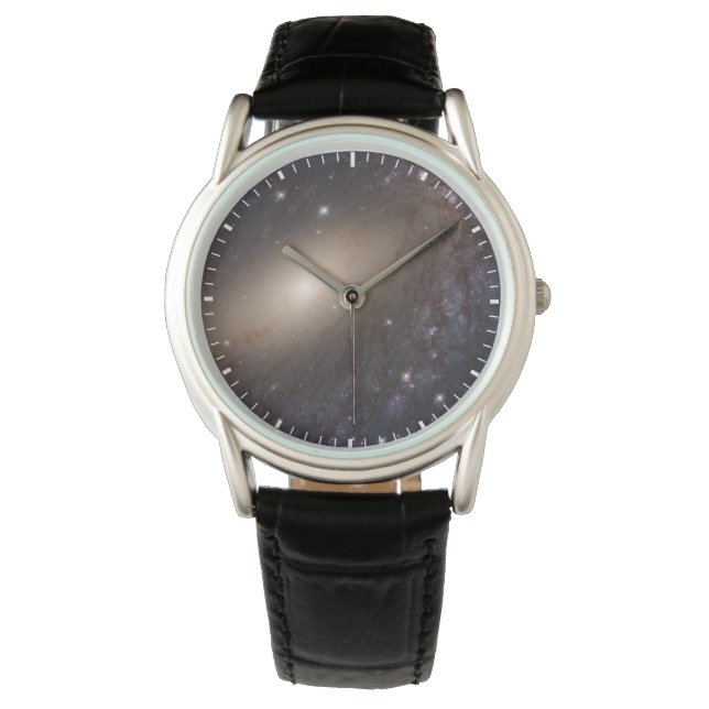 6744, 30 miljoner ljusår bort. armbandsur (Framsida)