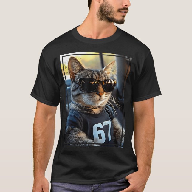 67 And Still Cool Funny Birthday Meme Cat  T Shirt (Framsida)