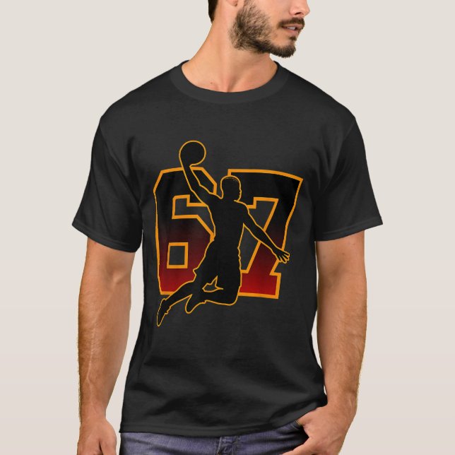 67 Basketball Meme Slam Dunk Sition Six Seven Numb T Shirt (Framsida)