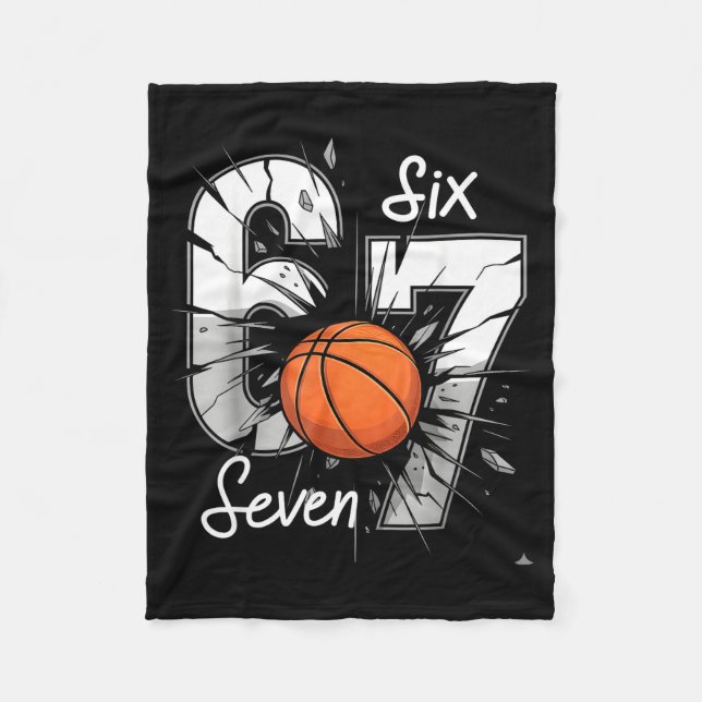 67 Basketball Six Seven 6 7 Meme 67  Fleecefilt (Framsidan)