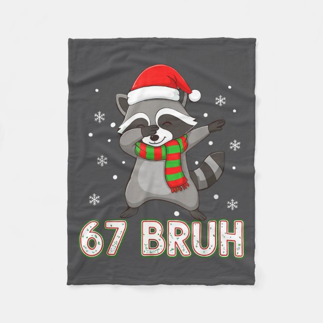67 Bruh Six Seven Meme Raccoon Christmas Kids Boys Fleecefilt (Framsidan)