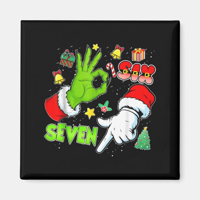 67 Christmas 6 7 Meme Elf Santa Pajamas Gen Alpha  Magnet (Framsidan)