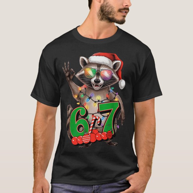 67 Christmas Funny Raccoon Festive 6-7 Meme Boys G T Shirt (Framsida)