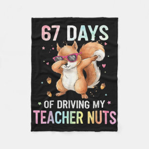 67 dagar av att driva min lärare galen Rolig Dabbi Fleecefilt