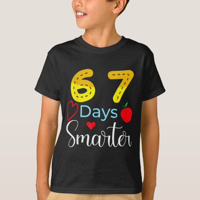 67 Days Of School Funny 67 Days Smarter Student Te T Shirt (Framsida)