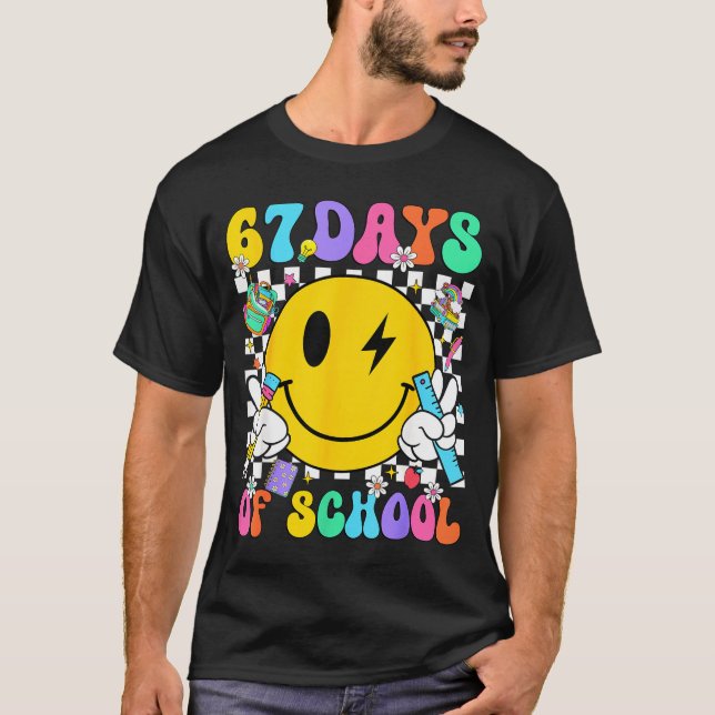67 Days Of School Smile Face 67 Days Smarter Teach T Shirt (Framsida)