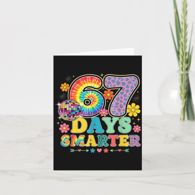 67 Days Smarter Tie Dye Girls Student Teacher 67 M Kort (Framsida)