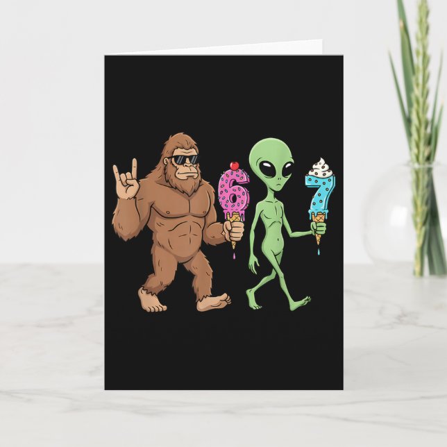 67 Drip Meme Rolig Six Seven Bigfoot Alien Sasquat Kort (Framsida)