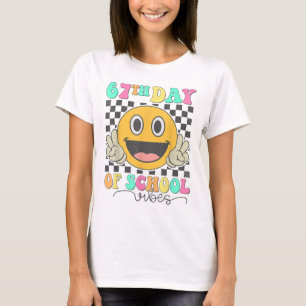67:e dagen i skolan stämning Söt leende ansikte 67 T Shirt