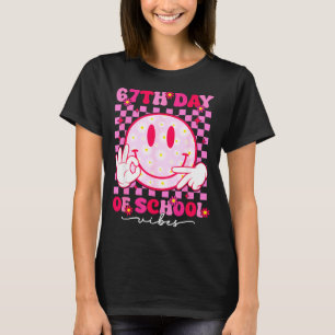 67:e skoldagen stämning 67 meme söt leende ansikte t shirt