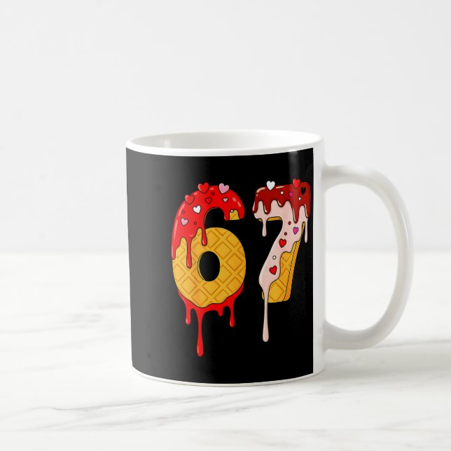 67 Glass Strömmande Meme Rolig Six Seven Alla Hjär Kaffemugg (Höger)