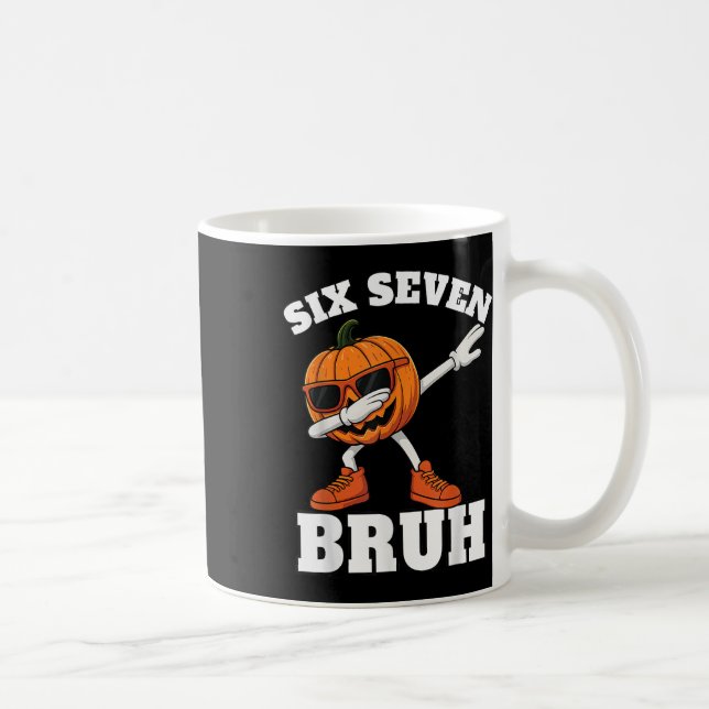 67 Halloween Funny Six Seven Bruh Meme Brainrot Pu Kaffemugg (Höger)