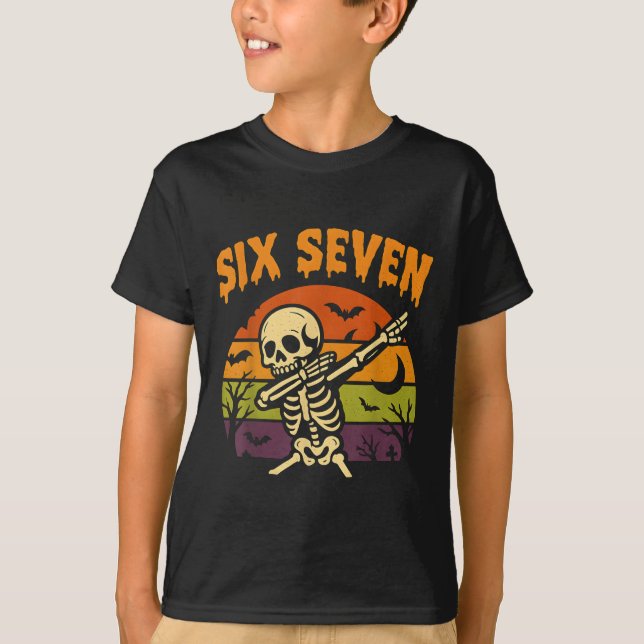 67 Halloween Meme 6 7 Skeleton Six Seven Numbers F T Shirt (Framsida)