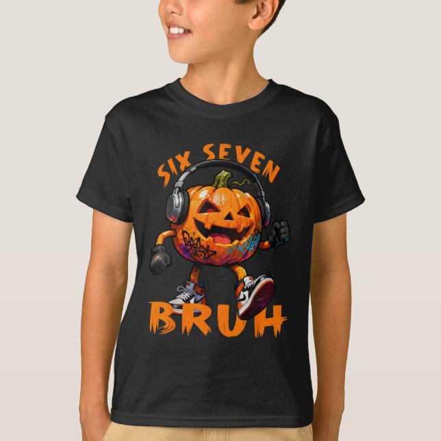 67 Halloween Rolig Six Seven Meme Brainrot Pumpa T Shirt (Framsida)